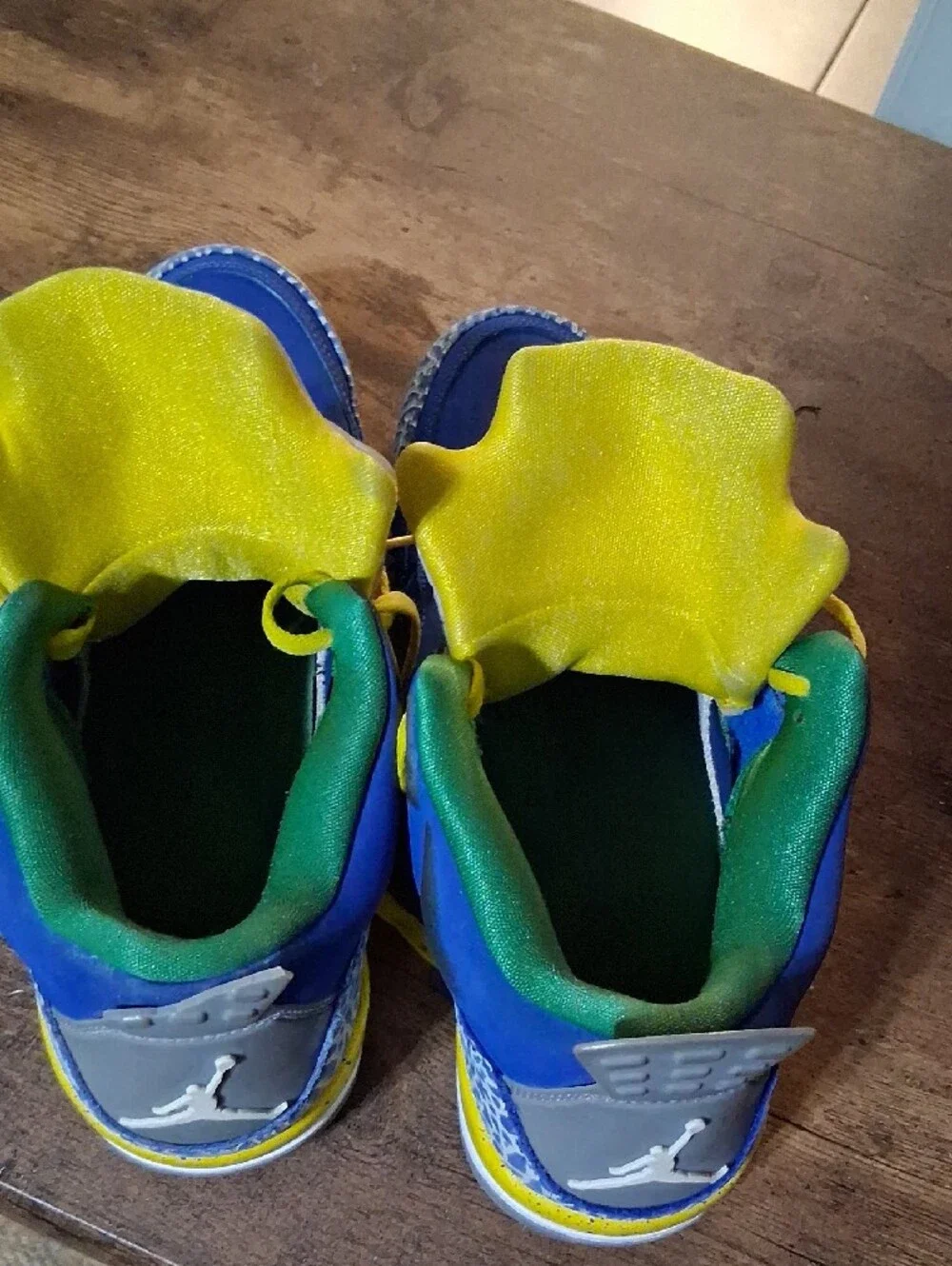 Jordan Men's Athletic Shoes Blue Yellow Green